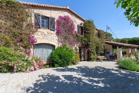 6 dormitorios House en Sant Feliu de Guíxols, Spain No. 25656 3