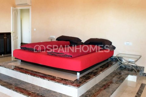 6 bedrooms Villa in Alhaurin el Grande, Spain No. 25675 18