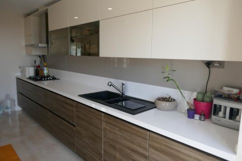 3+1 Apartment en Istanbul, Turkey No. 14764 4