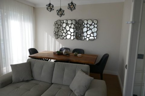 3+1 Apartment in Istanbul, Turkey No. 14764 5