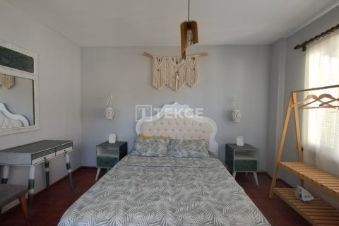 2+1 Apartment in Kas, Turkey No. 13667 12