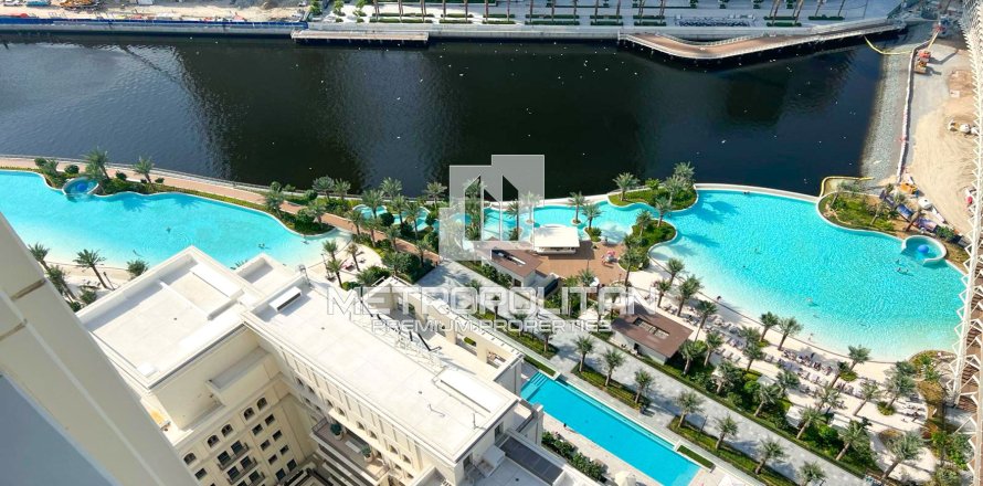 2 bedrooms Apartment in Creek Beach, UAE No. 8161