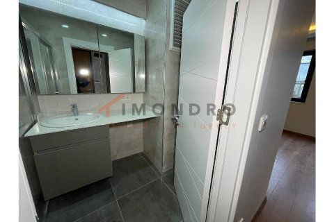 1+1 Appartement à Beyoglu, Turkey No. 17287 6