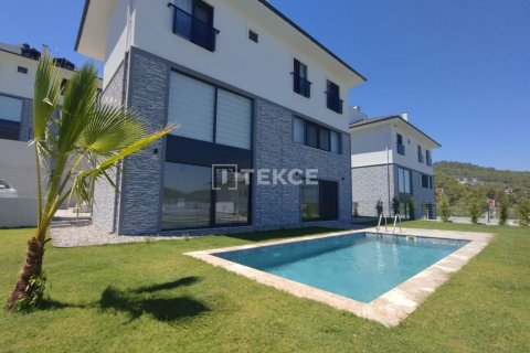 4+1 Villa in Ortaca, Turkey No. 17313 1