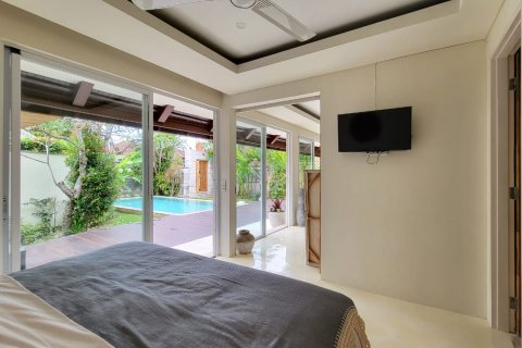 2 bedrooms Villa in Kerobokan, Indonesia No. 47173 8