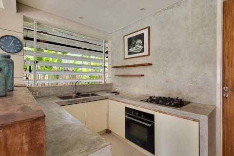 2 bedrooms Villa in Kerobokan, Indonesia No. 47173 12