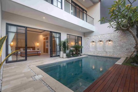 3 bedrooms Villa in Jimbaran, Indonesia No. 47172 2