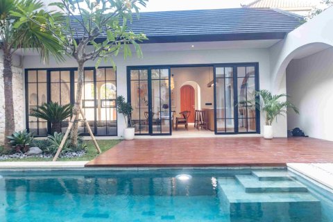 3 bedrooms Villa in Jimbaran, Indonesia No. 47172 1