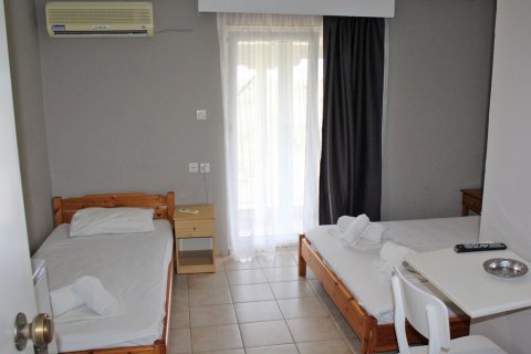 1000m² Hotel à Korinos, Greece No. 54407 9