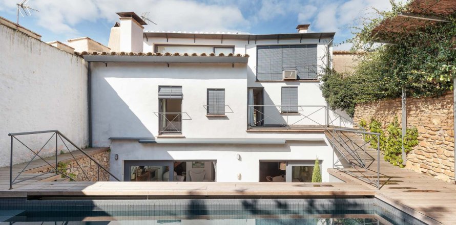 3 dormitorios House en Begur, Spain No. 25395