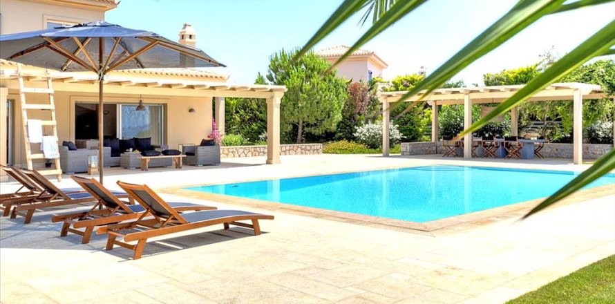 5 bedrooms Villa in Kranidi, Greece No. 59716