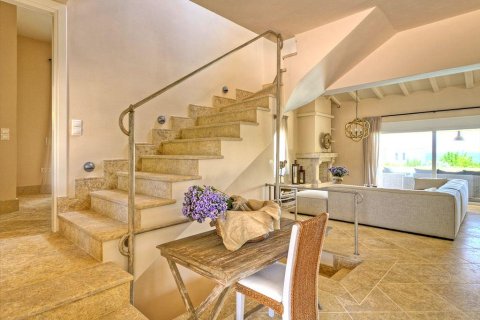 5 bedrooms Villa in Kranidi, Greece No. 59716 10