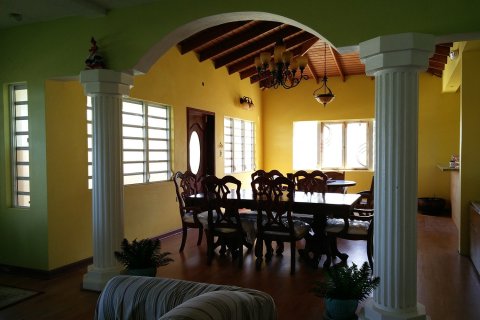 6 bedrooms Villa in Saint Peter's, Saint Kitts and Nevis No. 61557 3