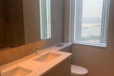 2 dormitorios Apartment en Ras Al Khor, UAE No. 5530 2