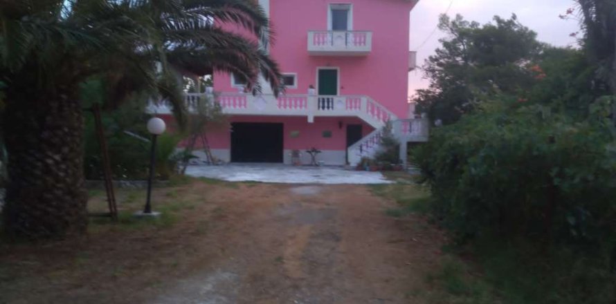 4 dormitorios House en Zakynthos, Greece No. 24536