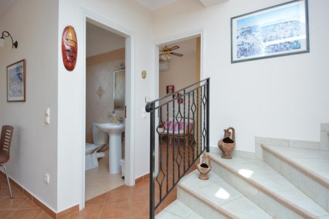 4 bedrooms Villa in Chania, Greece No. 23919 19