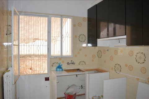 3 bedrooms Apartment in Athens, Greece No. 59246 2