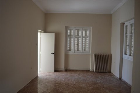 3 bedrooms Apartment in Athens, Greece No. 59246 1