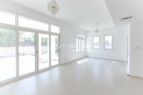 3 bedrooms Villa in Al Ghadeer, UAE No. 3663 3