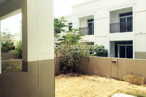 2 dormitorios Townhouse en Al Ghadeer, UAE No. 3658 3