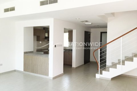 2 bedrooms Townhouse in Al Ghadeer, UAE No. 3659 12