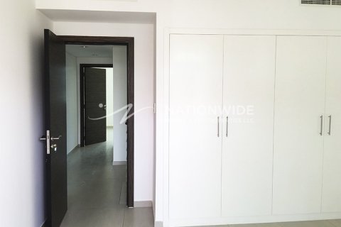 2 bedrooms Townhouse in Al Ghadeer, UAE No. 3659 8