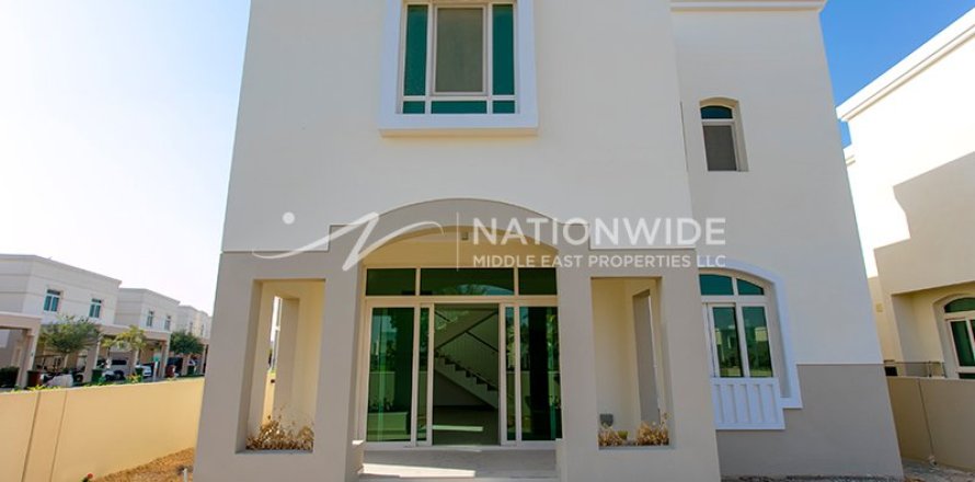 3 dormitorios Villa en Al Ghadeer, UAE No. 3662