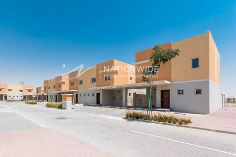 2 bedrooms Villa in Al Samha, UAE No. 4350 3