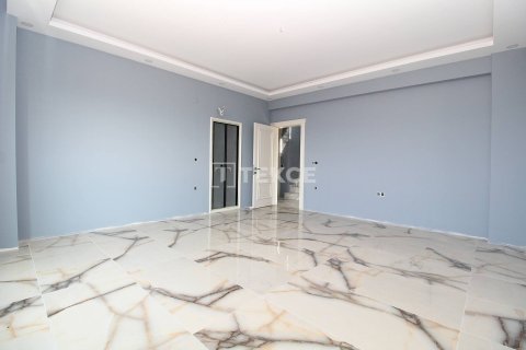 5+1 Villa en Yalova, Turkey No. 11327 2