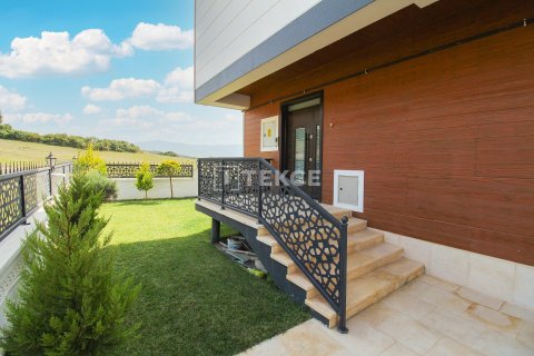 5+1 Villa en Yalova, Turkey No. 11327 19