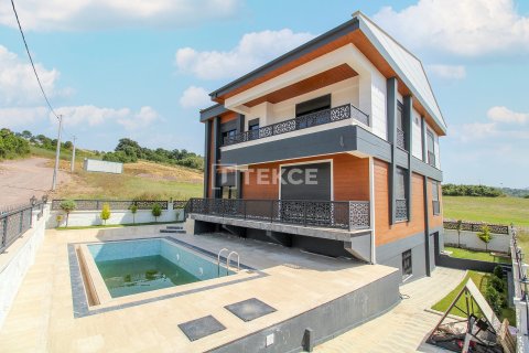 5+1 Villa en Yalova, Turkey No. 11327 12