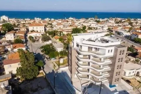 3 bedrooms Penthouse in Larnaca, Cyprus No. 35033 3