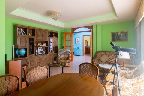 5 dormitorios House en Santa Susanna, Spain No. 25396 5