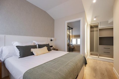 2 dormitorios Apartment en Madrid, Spain No. 27469 9