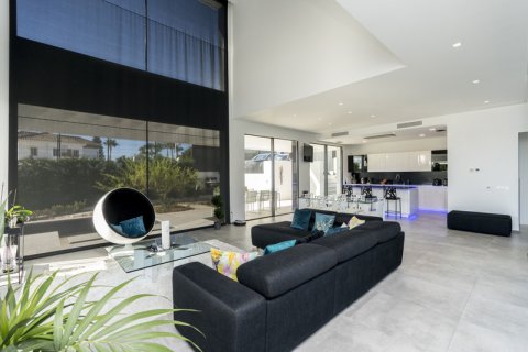 4 dormitorios Villa en Estepona, Spain No. 27392 26