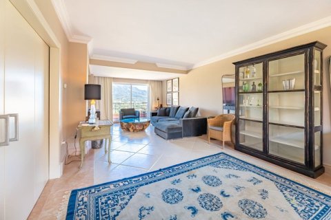 5 dormitorios Penthouse en Nueva Andalucía, Spain No. 27391 11