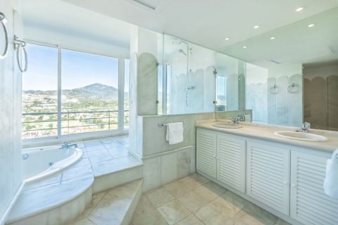 5 dormitorios Penthouse en Nueva Andalucía, Spain No. 27391 26