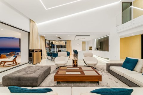 4 dormitorios Penthouse en Estepona, Spain No. 27427 14