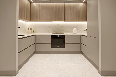 Квартира с 2 спальнями в Deira, ОАЭ №92449 2