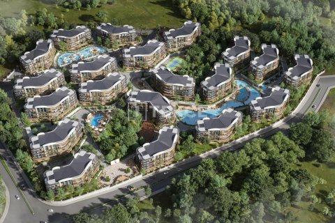 3+1 Apartment in Basiskele, Turkey No. 14096 9