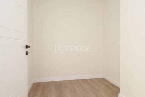 Квартира 2+1 в Дёшемеалты, Турция №13244 9