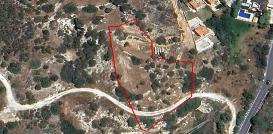 3595m² Land en Agios Tychonas, Cyprus No. 73141