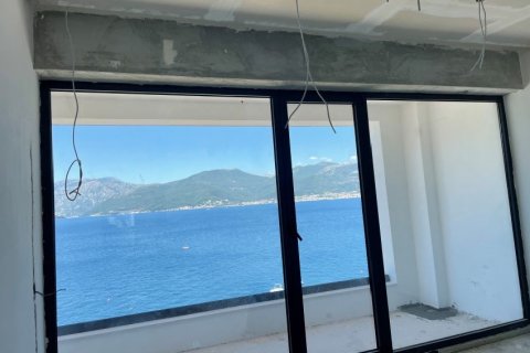 200m² House in Tivat, Montenegro No. 66782 13