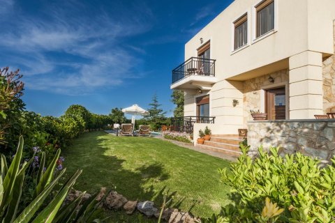 3 bedrooms Villa in Chania, Greece No. 57408 3