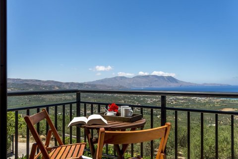 3 bedrooms Villa in Chania, Greece No. 57408 1