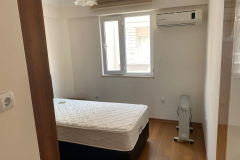 2+1 Apartment en Mahmutlar, Turkey No. 14138 15