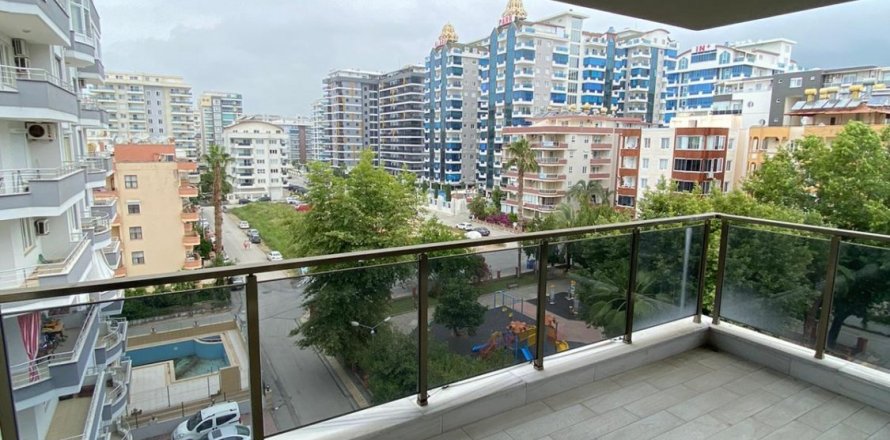 3+1 Penthouse en Mahmutlar, Turkey No. 13826