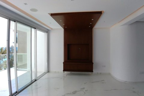 3 dormitorios Apartment en Limassol, Cyprus No. 50876 5