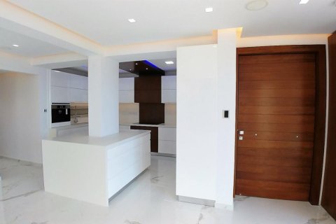 3 dormitorios Apartment en Limassol, Cyprus No. 50876 2