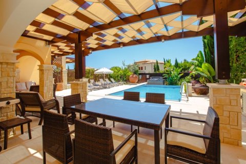 3 bedrooms Villa in Paphos, Cyprus No. 36983 4